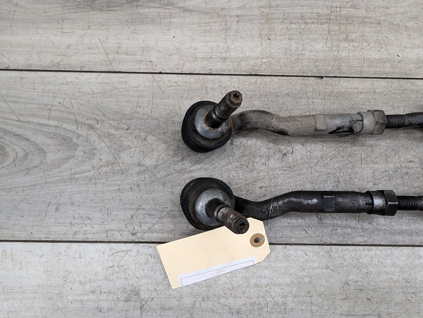 2011-2016 BMW 535i F10 Left Right Tie Rod W/ Boot SET 6784716