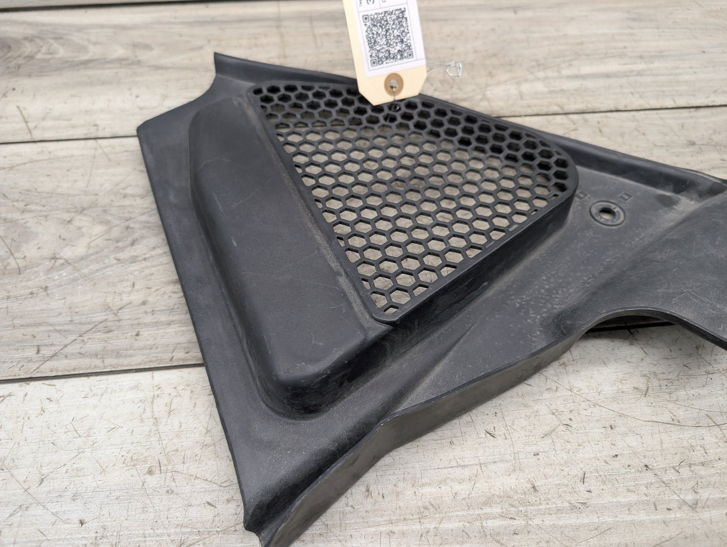2018 - 2024 BMW X3 G01 Right Passenger Side Cowl Cover 7399018 B58B30M0