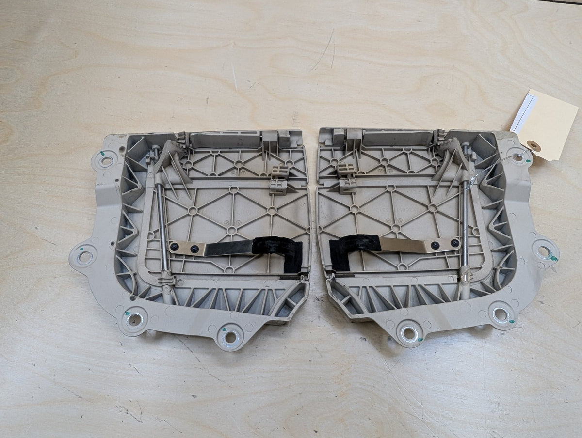 07-13 BMW E93 328 335 Left and Right Convertible Roof Top Hinge Cover Trim SET
