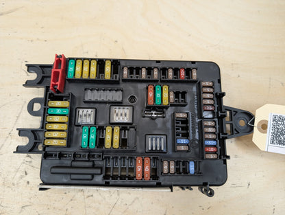 2012-2018 BMW 320i F30 Rear Power Distribution Fuse Box 9337880