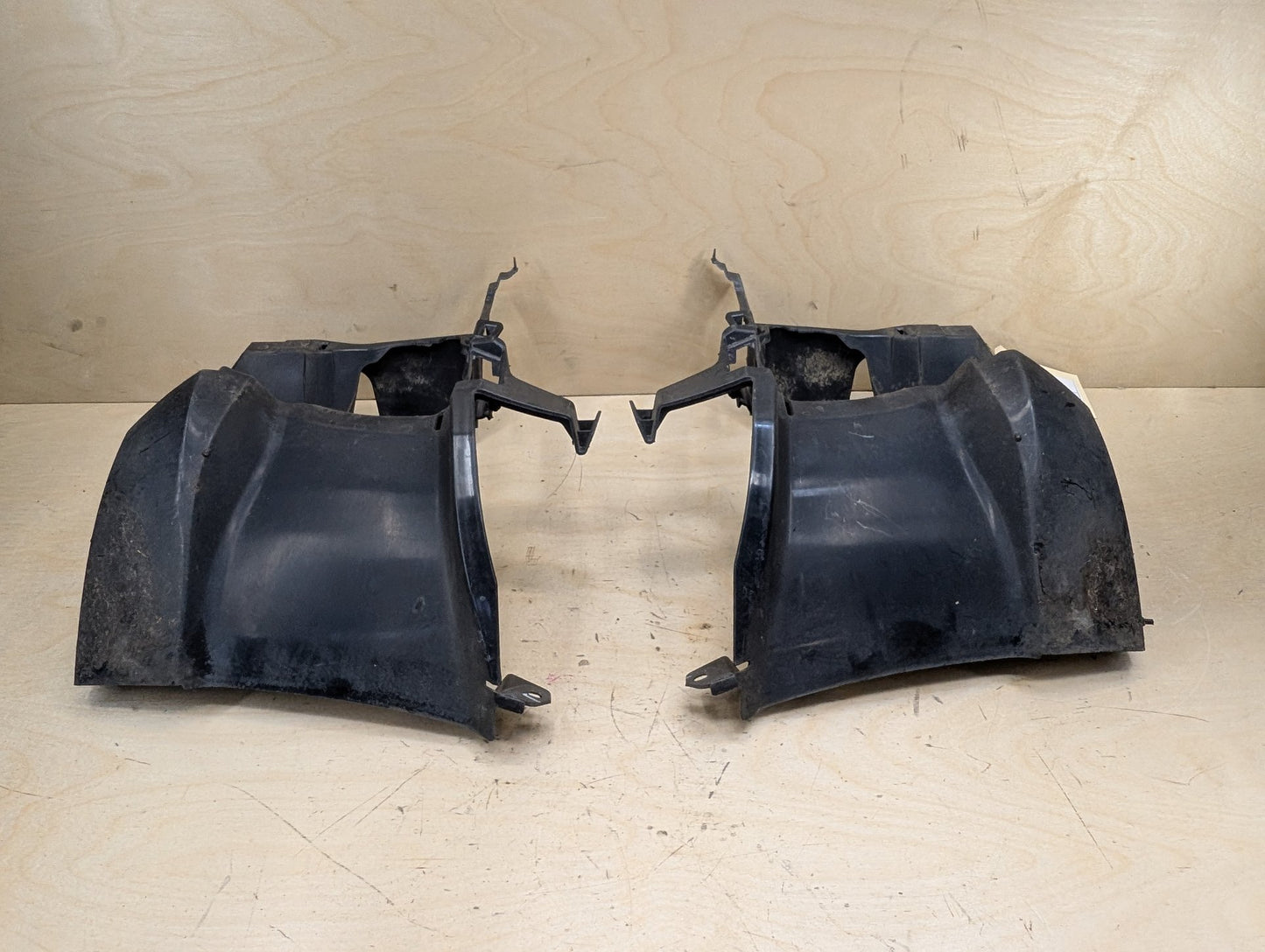 2012-2018 BMW 328i F30 Front Left Right Fog Light Support Bracket SET
