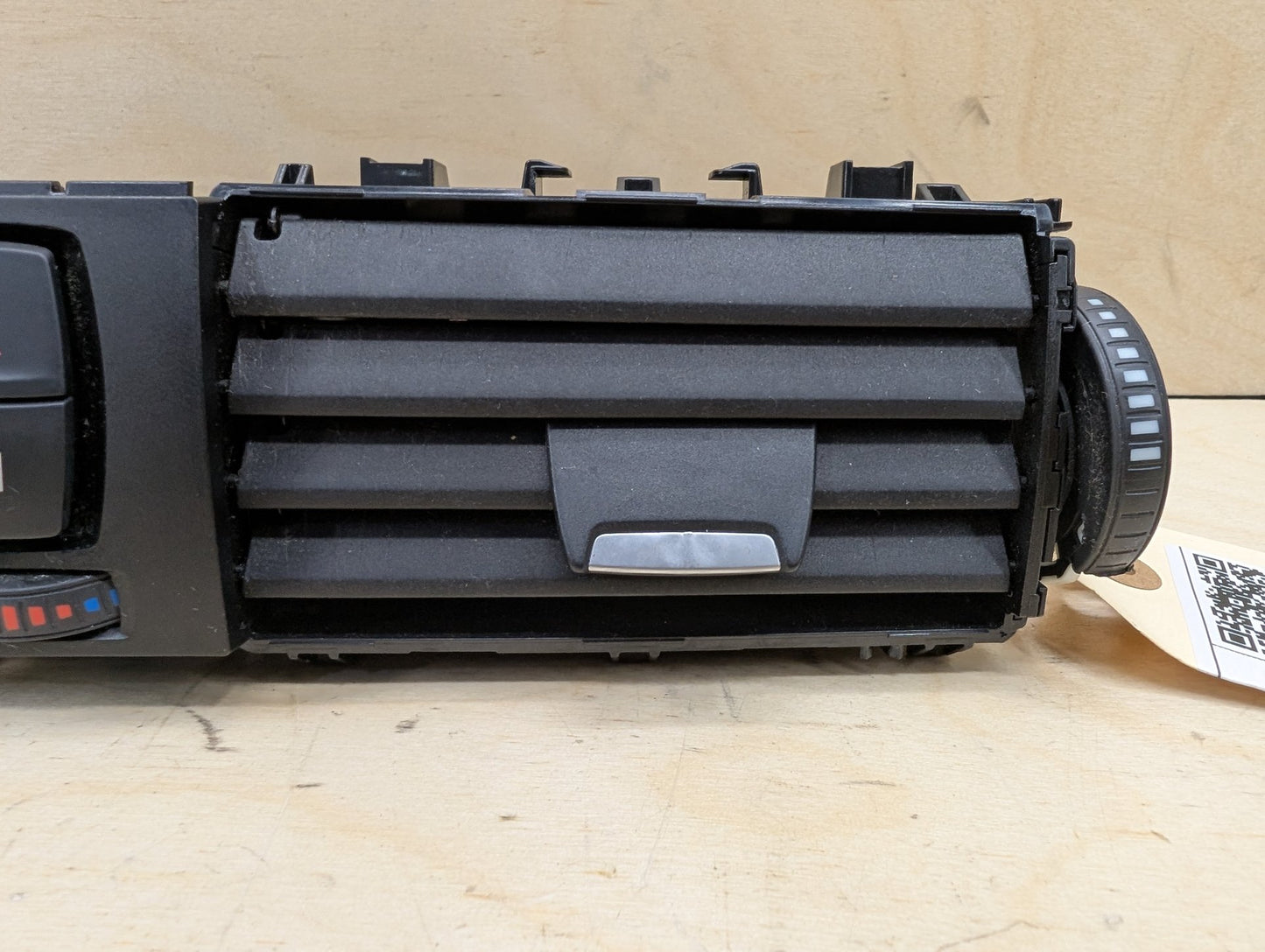 OEM BMW F30 F32 F33 F36 F80 F82 F83 M3 M4 Front Dash Central AC Air Vent Grille