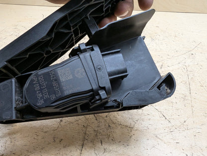 OEM BMW F15 F22 F25 F30 F36 F80 G01 G05 G20 X3 X5 Accelerator Throttle Gas Pedal
