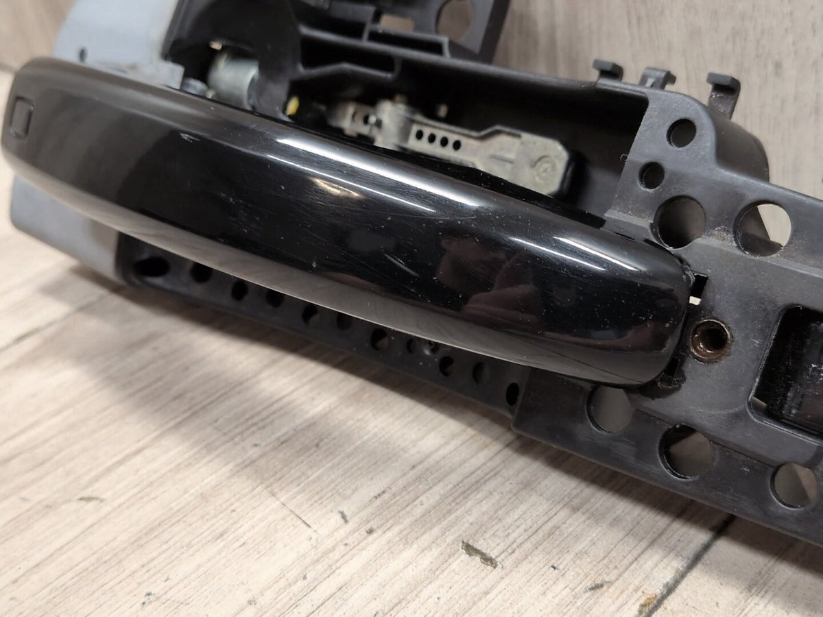 2008-2017 Audi S5 8T Front Left Driver Exterior Door Handle w/ Comfort Access 8T01837885A OEM