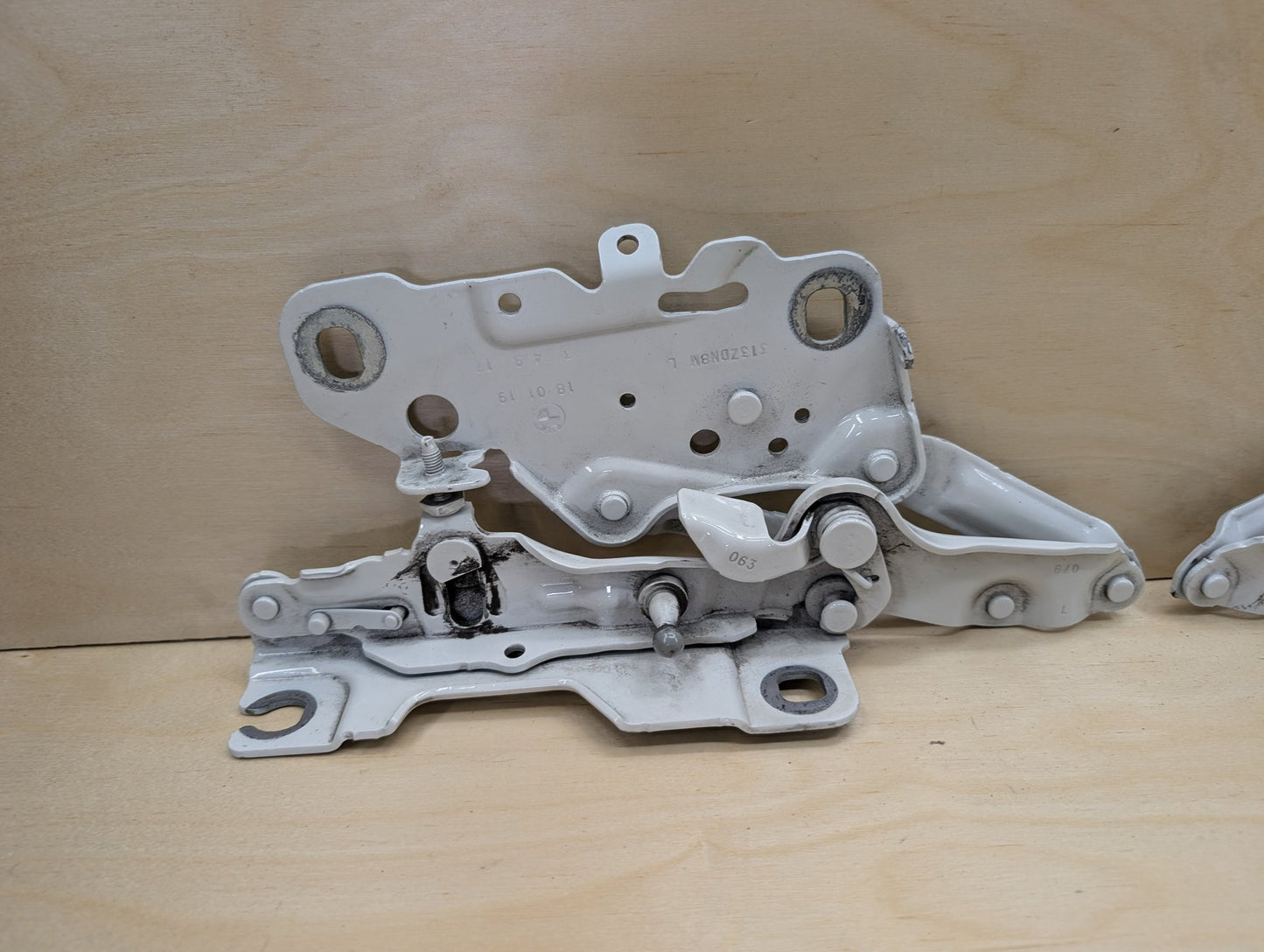 18-24 OEM BMW G01 G02 F97 F98 X3 X4 Hood Bonnet Left Right Side Hood Hinges SET