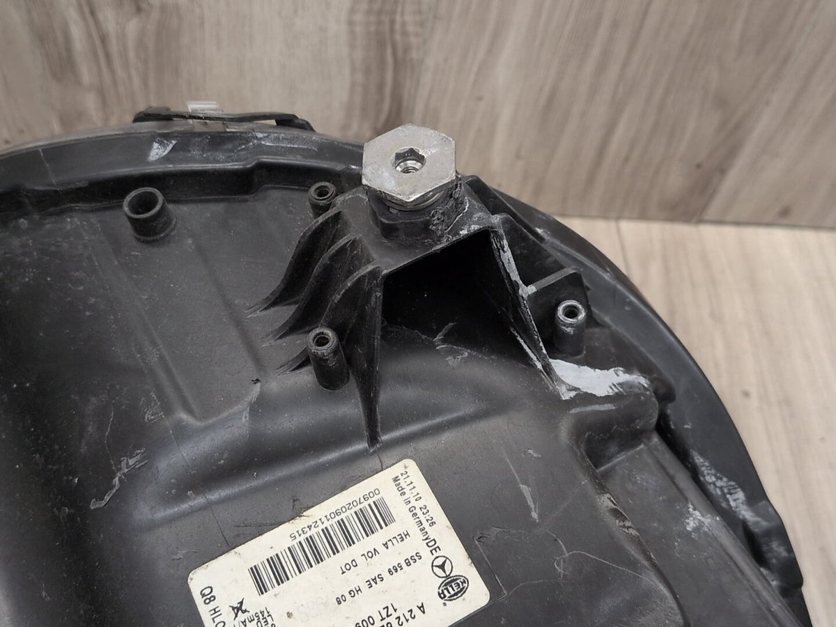 2009-2012 Mercedes-Benz E550 W212 - Front Left Driver Headlight A2128205961KZ