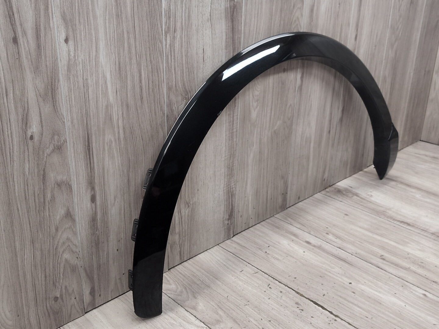 2015-2018 Audi Q3 8U Rear Right Passenger Fender Flare Arch Trim Molding 8U0853818C