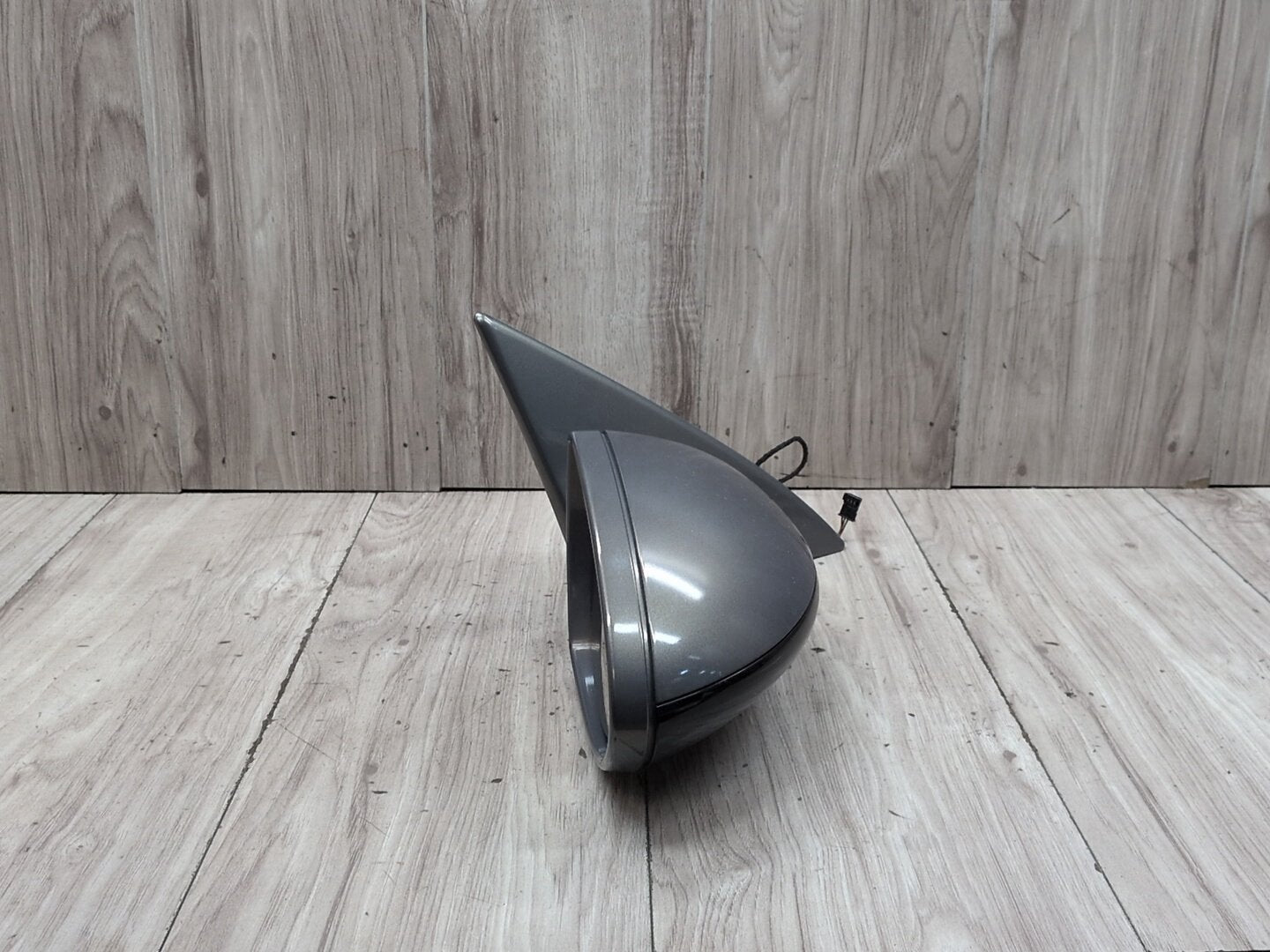 2004-2010 BMW M6 E64 Front Right Passenger Side Mirror Assembly 7906350