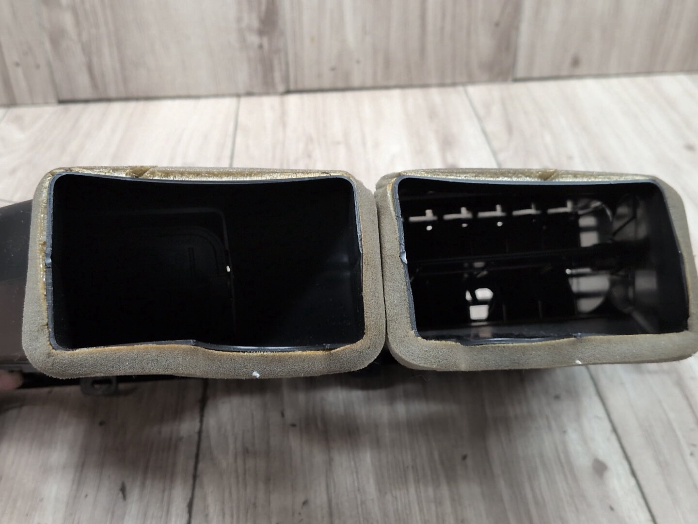 2011 - 2016 BMW 535i F10 Dashboard Dash Board Middle Center Air Vent 9166885 N55B30A