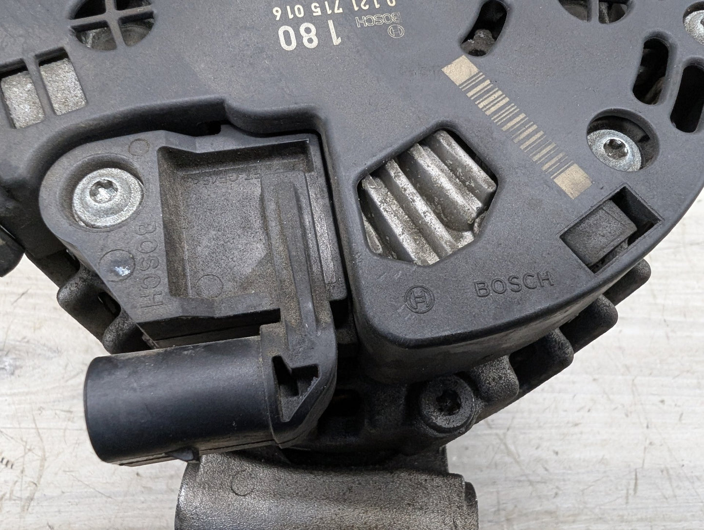 OEM BMW E82 E88 E90 E92 E93 135 335 N54 Charging Alternator Generator 180A