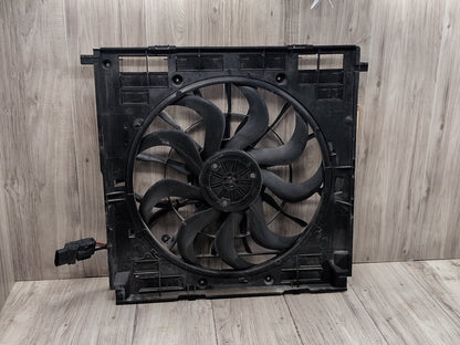 2019 - 2026 BMW X5 G05 Radiator Fan Shroud Housing w/ Motor 8655762 N63B44M3