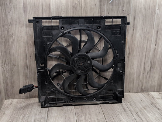2019 - 2026 BMW X5 G05 Radiator Fan Shroud Housing w/ Motor 8655762 N63B44M3