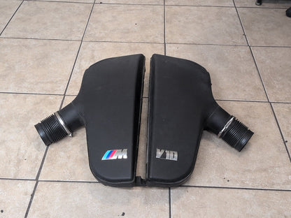 2004-2010 BMW E64 M6 S85B50A Engine Air Filter Box Assembly 7834458