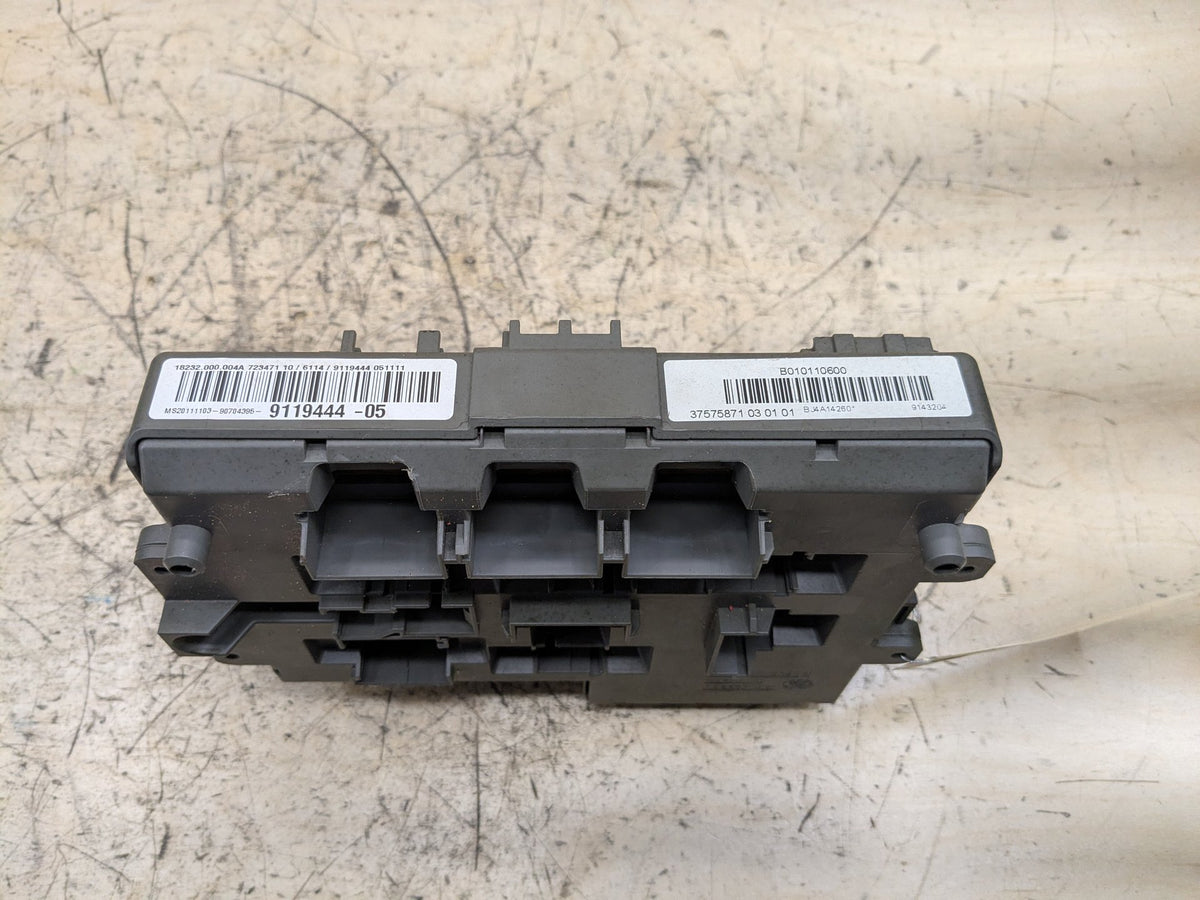 2007-2013 BMW 328i E92 Front Power Distribution Fuse Box 9119444 OEM
