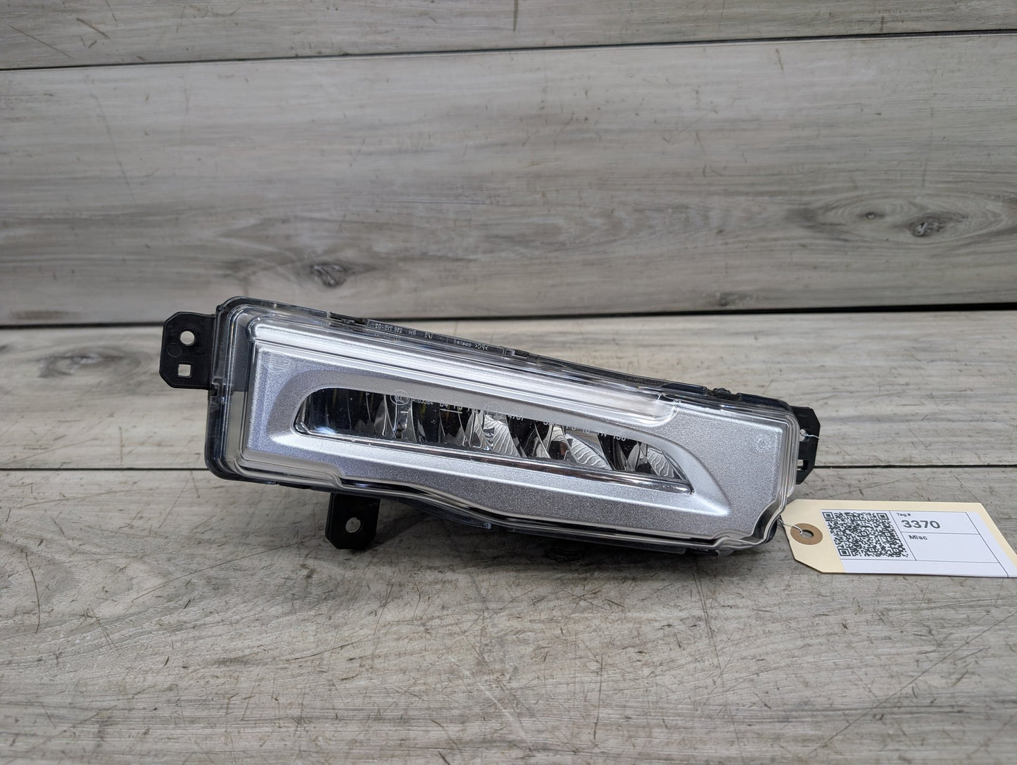 2019-2026 BMW X5 G05 Front Left Driver Bumper Fog Lamp Light 7406366