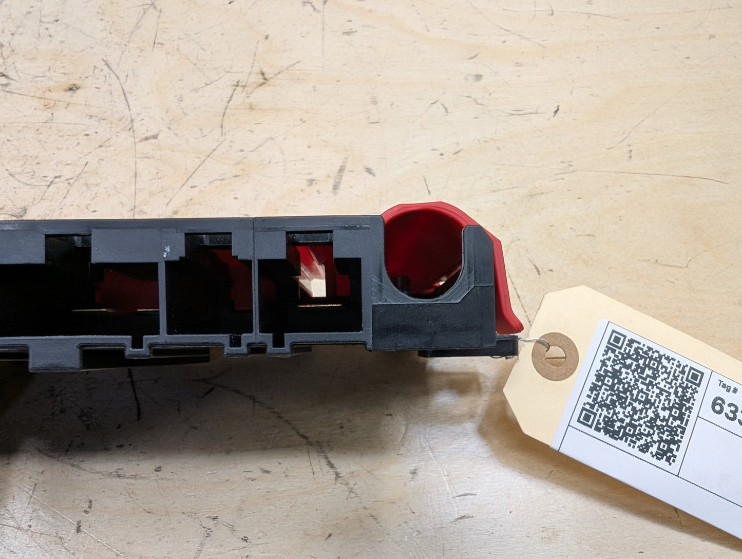 OEM BMW F22 F30 F32 F36 F80 F82 Positive Battery Distributor B+ Power Fuse Box