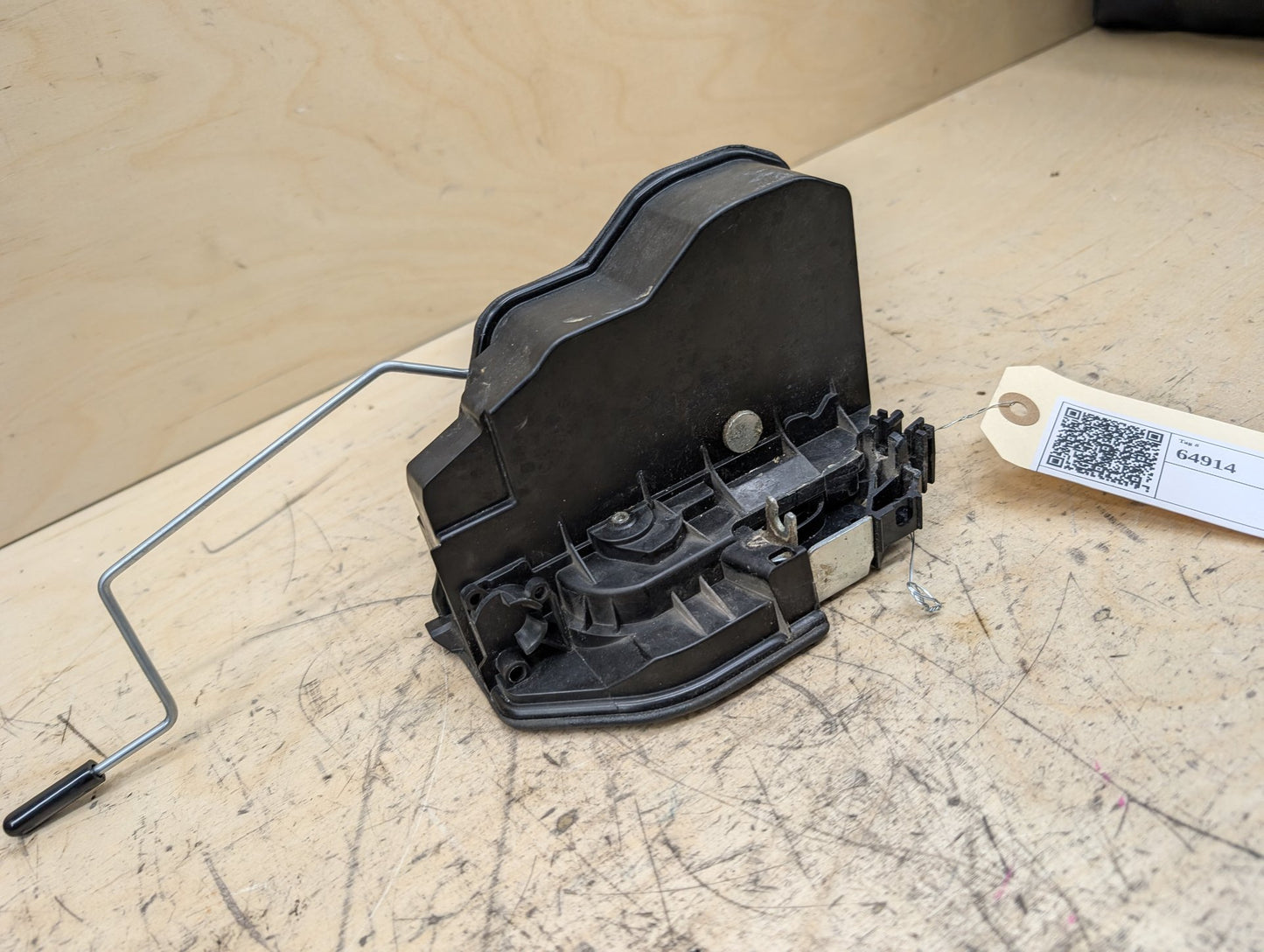 2011-2016 BMW X3 F25 Front Right Passenger Door Latch Lock Actuator 7318416