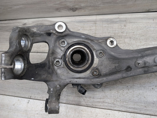 2009 - 2017 Audi Q5 8R Front Left Driver Spindle Knuckle w/ Bearing 4G0407241C EA888