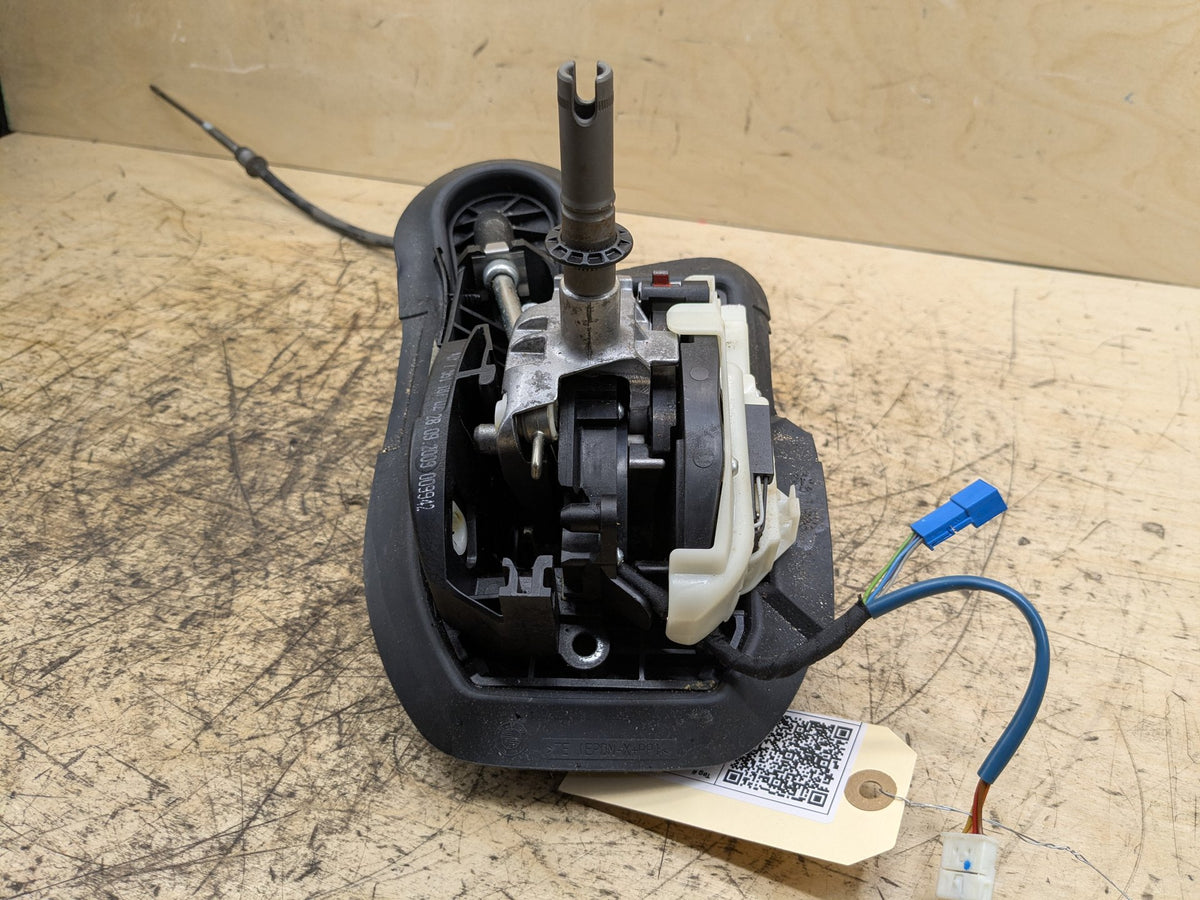 2008-2013 BMW 135i E88 Transmission Switch Shifter Assembly 7561187 OEM