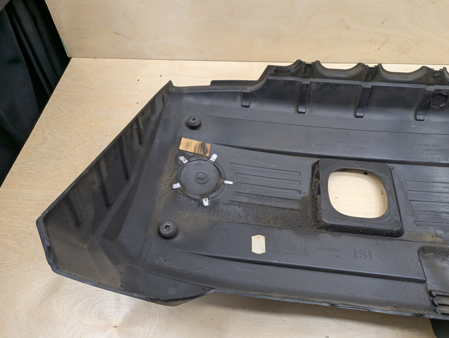 OEM BMW E60 E82 E84 E88 E89 E90 E92 E93 Engine N52 Motor Cover Head Covering