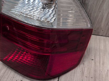 2004-2010 BMW X3 E83 Rear Right Passenger Outer Tail Light 7162212