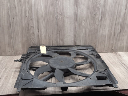 2007-2013 BMW X5 E70 Radiator Fan Shroud Housing w/ Motor 7558428