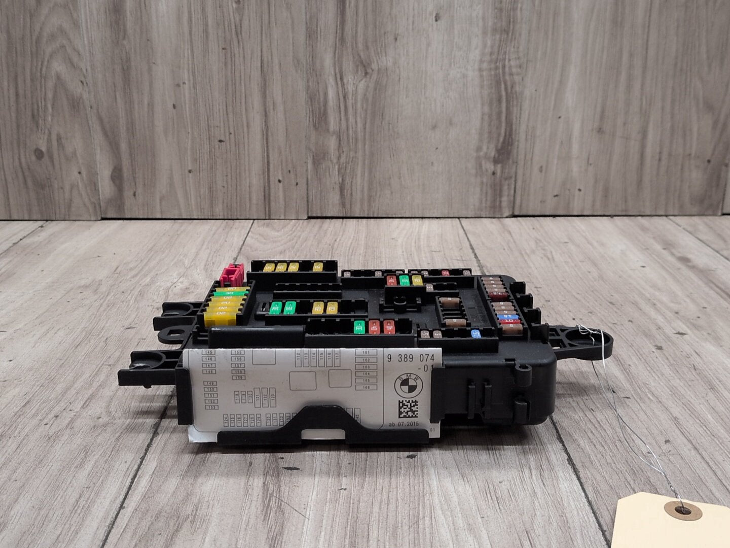 2014-2020 BMW 435i F32 Front Power Distribution Fuse Box 9389070