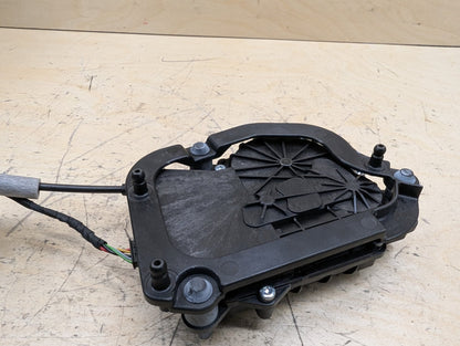 2016-2022 BMW 750i G12 Liftgate Trunk Lid Liftgate Lock Latch Actuator 7357097