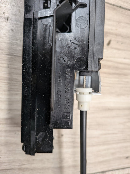 09-12 Mercedes-Benz E550 W212 Liftgate Trunk Lid Liftgate Lock Latch Actuator