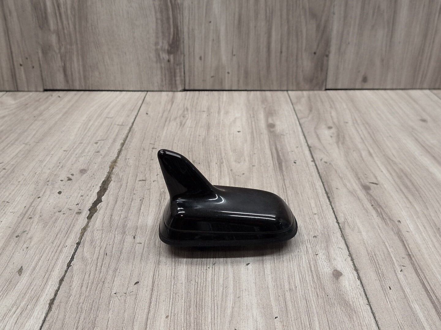 2015-2018 Audi Q3 8U Roof Shark Fin Radio Antenna Module 4G0035503J