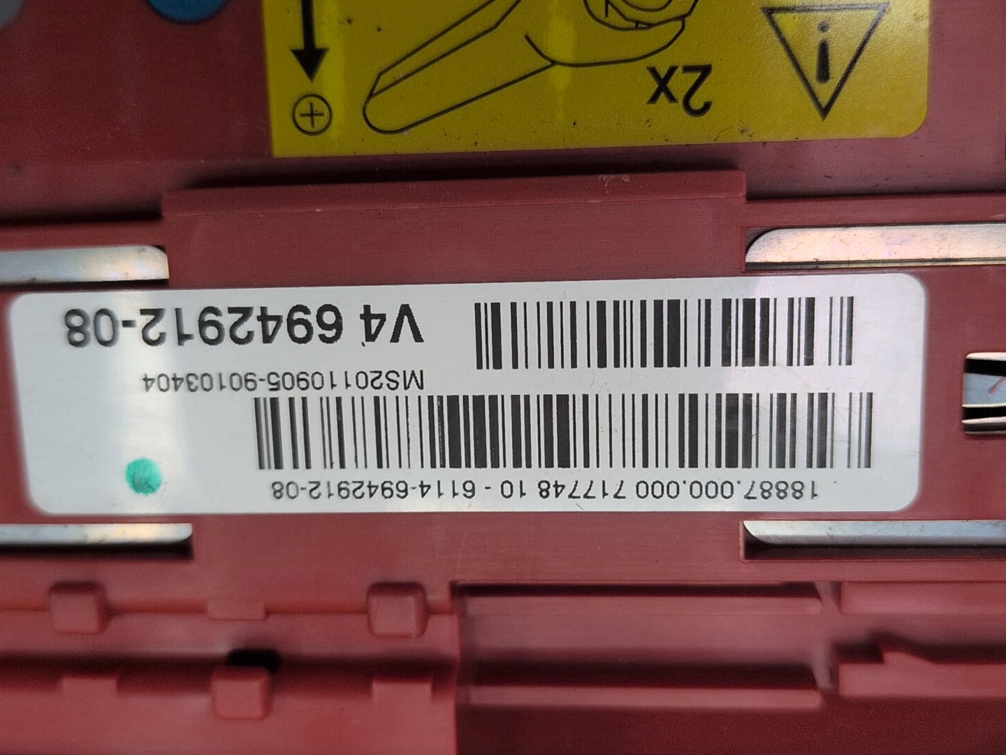 OEM BMW E90 E92 E93 Battery Power Lead Junction Distribution Fuse Box Voltage