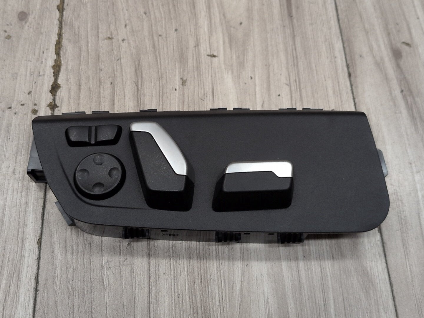 2014 - 2020 BMW 440i F36 Front Right Passenger Seat Control Switch 9382440 B58B30M0