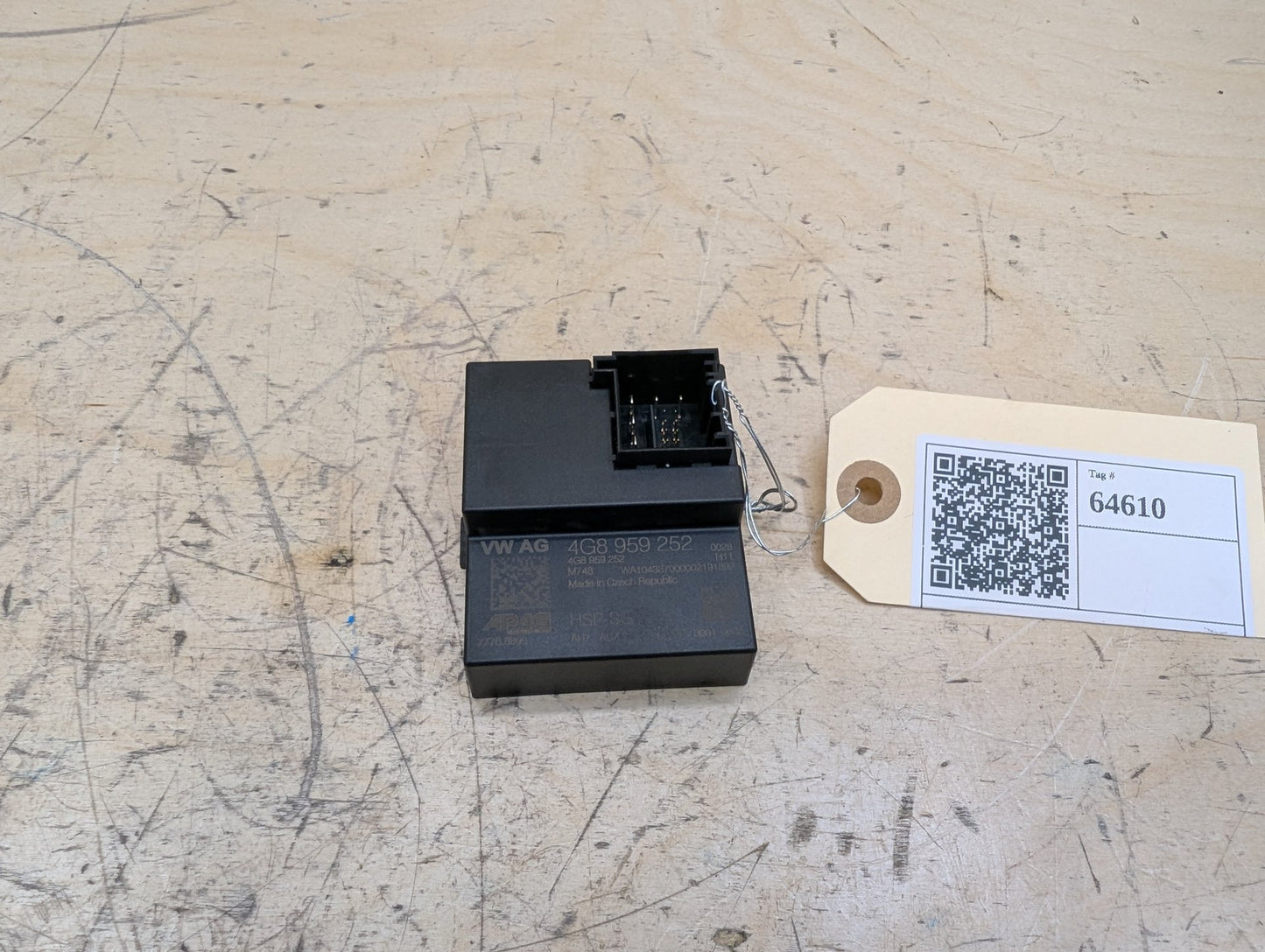 12-18 OEM Audi A7 S7 RS5 RS7 Rear Electric Spoiler Control Module 4G8959252