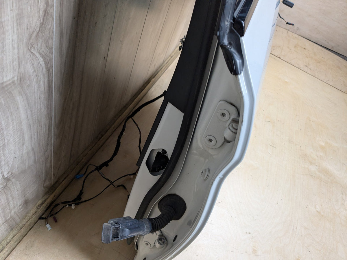 17-23 OEM BMW F90 G30 530 540 M550 M5 Rear Left Driver Door Shell Panel