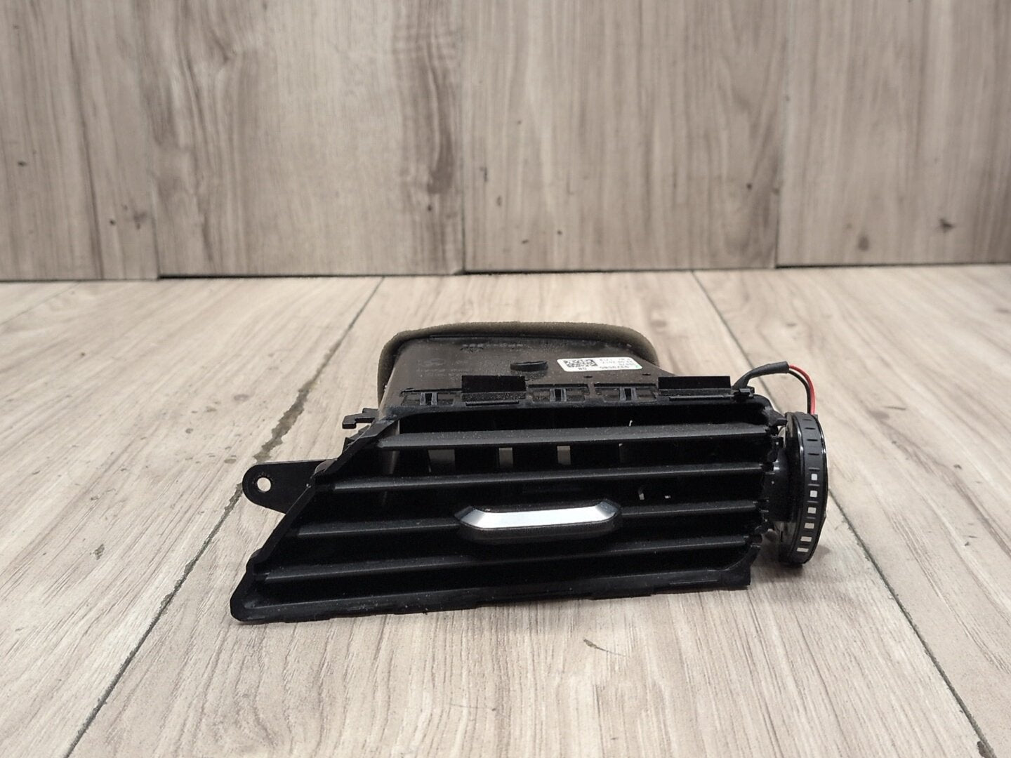 OEM BMW F90 G30 G32 530 540 M550 M5 Right Passenger Side AC Air Vent Dash Grille
