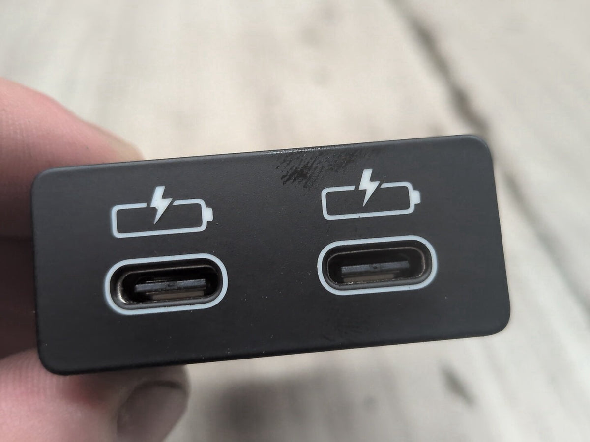 OEM BMW F44 F48 F97 G01 G05 G12 G20 G30 G80 USB Dual Type C Charger Port Socket