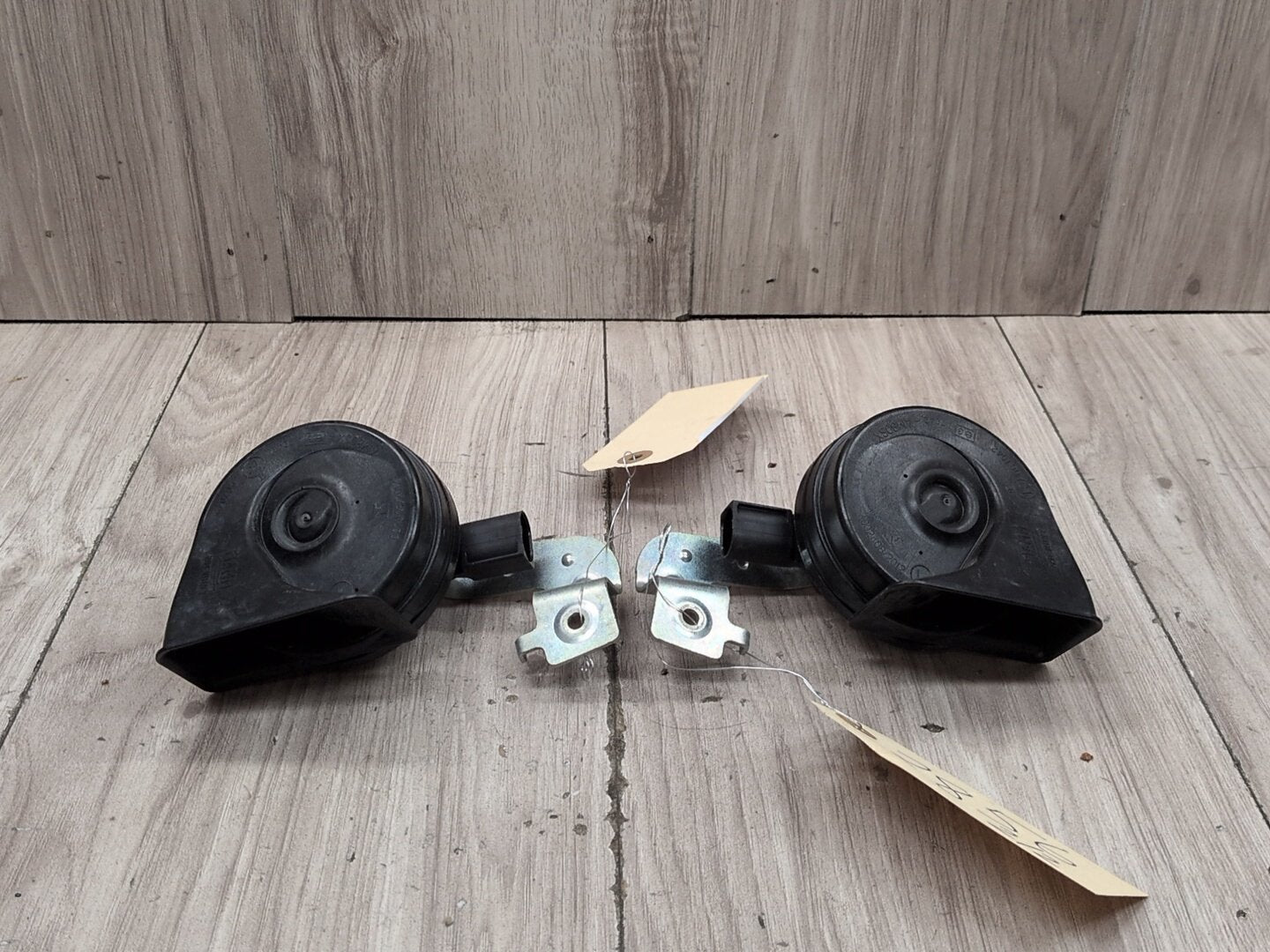 2019-2026 BMW 330i G20 Alarm Horns SET 7492206