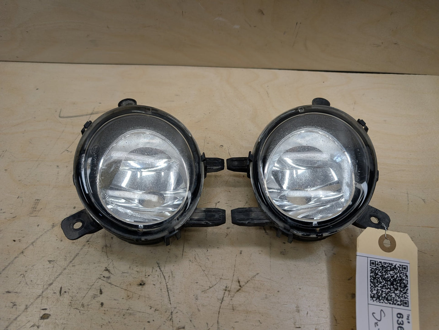 12-17 OEM BMW F22 F23 F30 F31 F32 F33 F36 Left Driver Side Fog Lamp Light