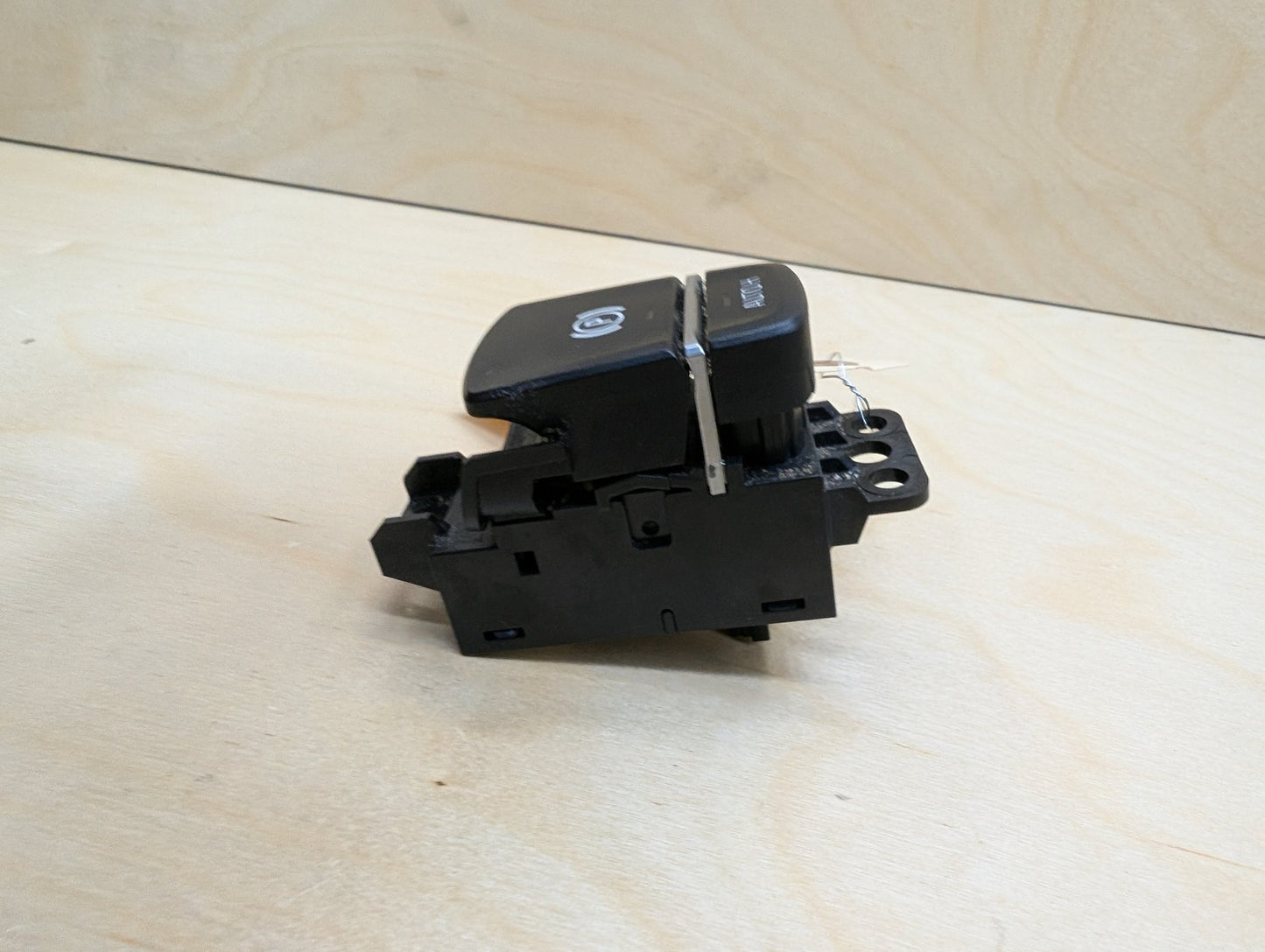 OEM BMW F90 M5 G30 G01 X3 G02 X4 F97 F98 Parking Brake Auto Hold Switch BLACK
