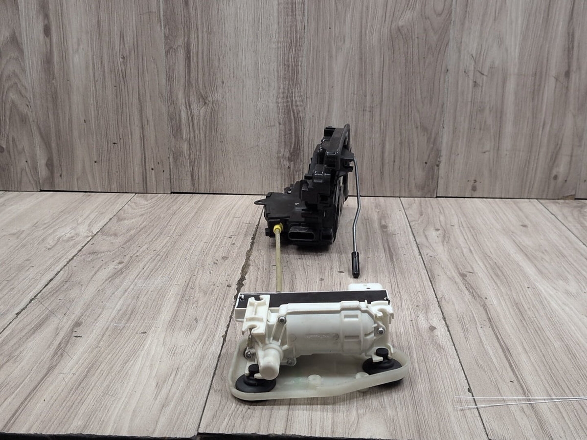 2015-2018 BMW X5 F85 Front Right Passenger Door Latch Lock Actuator w/ Soft Close 7281948 OEM