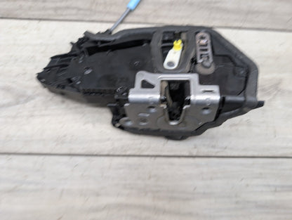 2021-2026 BMW 430i G22 Front Right Passenger Door Latch Lock Actuator 9451628