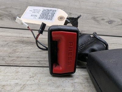 OEM BMW G01 G02 F97 F98 X3 REAR Right Passenger Side SeatBelt Seat Belt Buckle