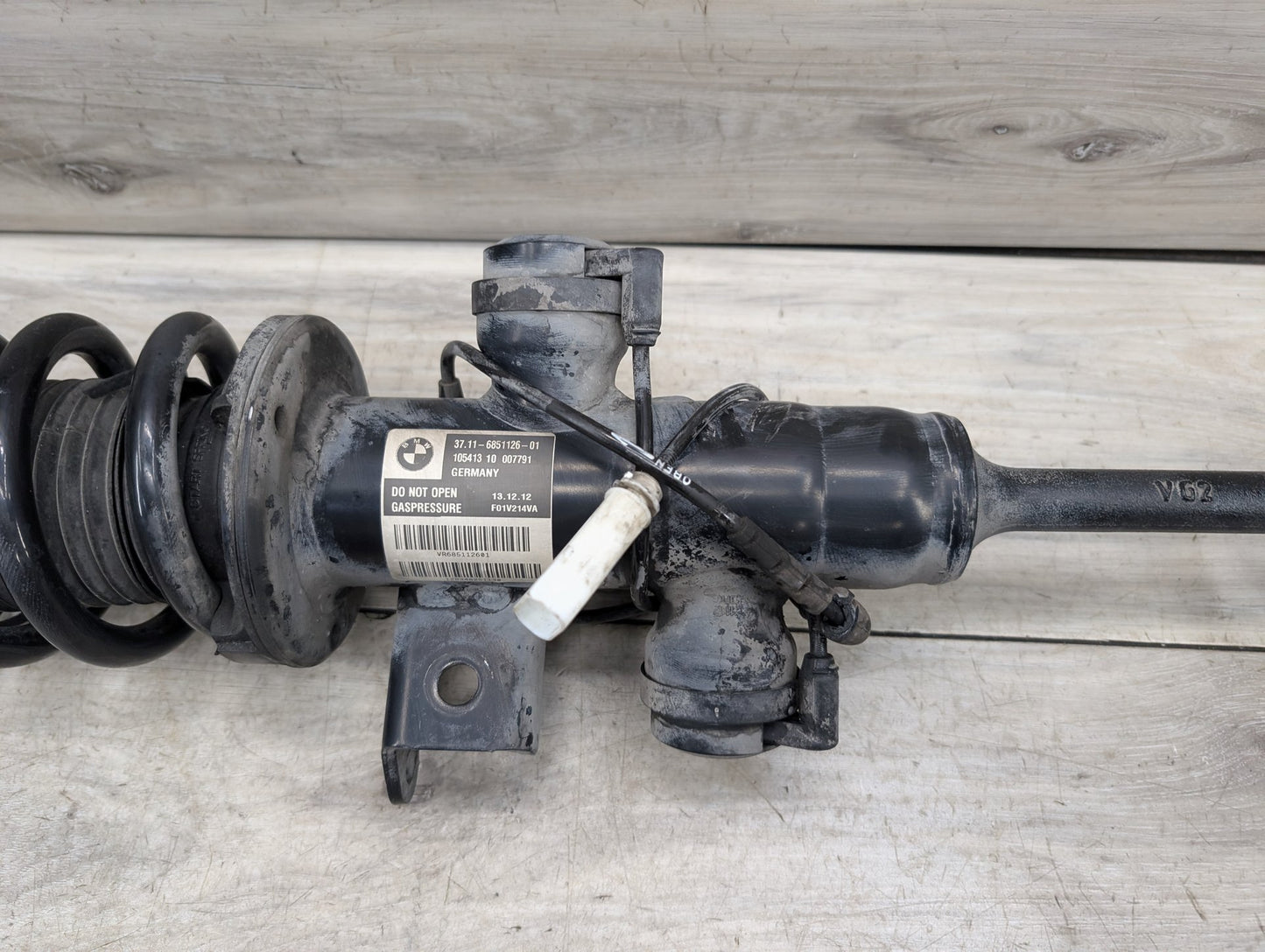 13-15 OEM BMW F01 F02 750 B7 RWD Front Right Suspension Strut Shock VDC