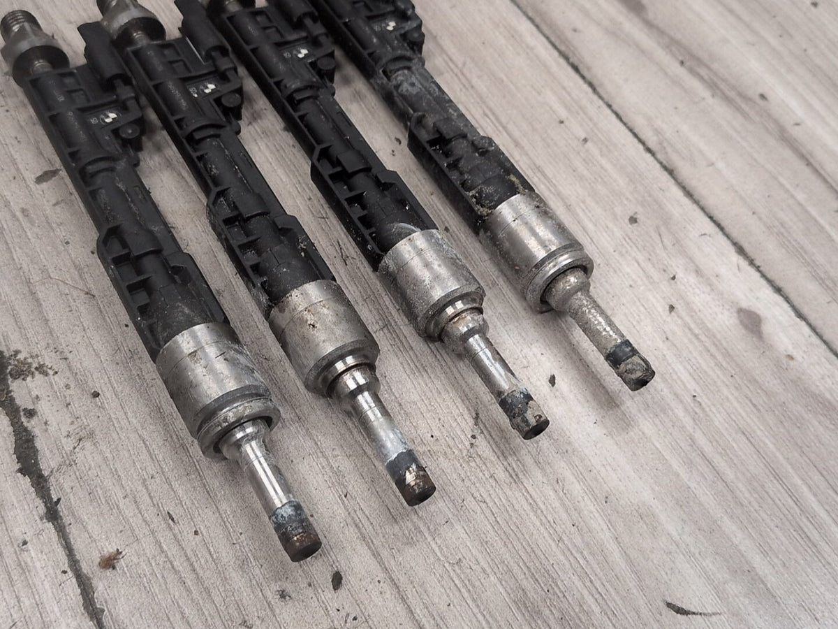 2015-2018 BMW F85 X5 S63B44T2 Engine Motor Injector SET 7645956