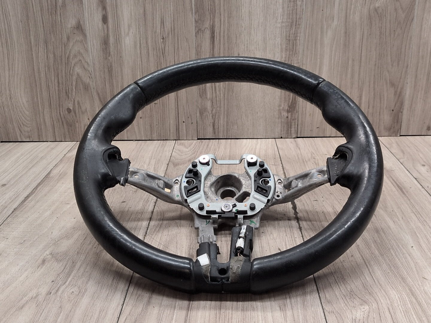 OEM BMW F10 F12 F13 F06 M SPORT Steering Wheel Black Leather MANUAL