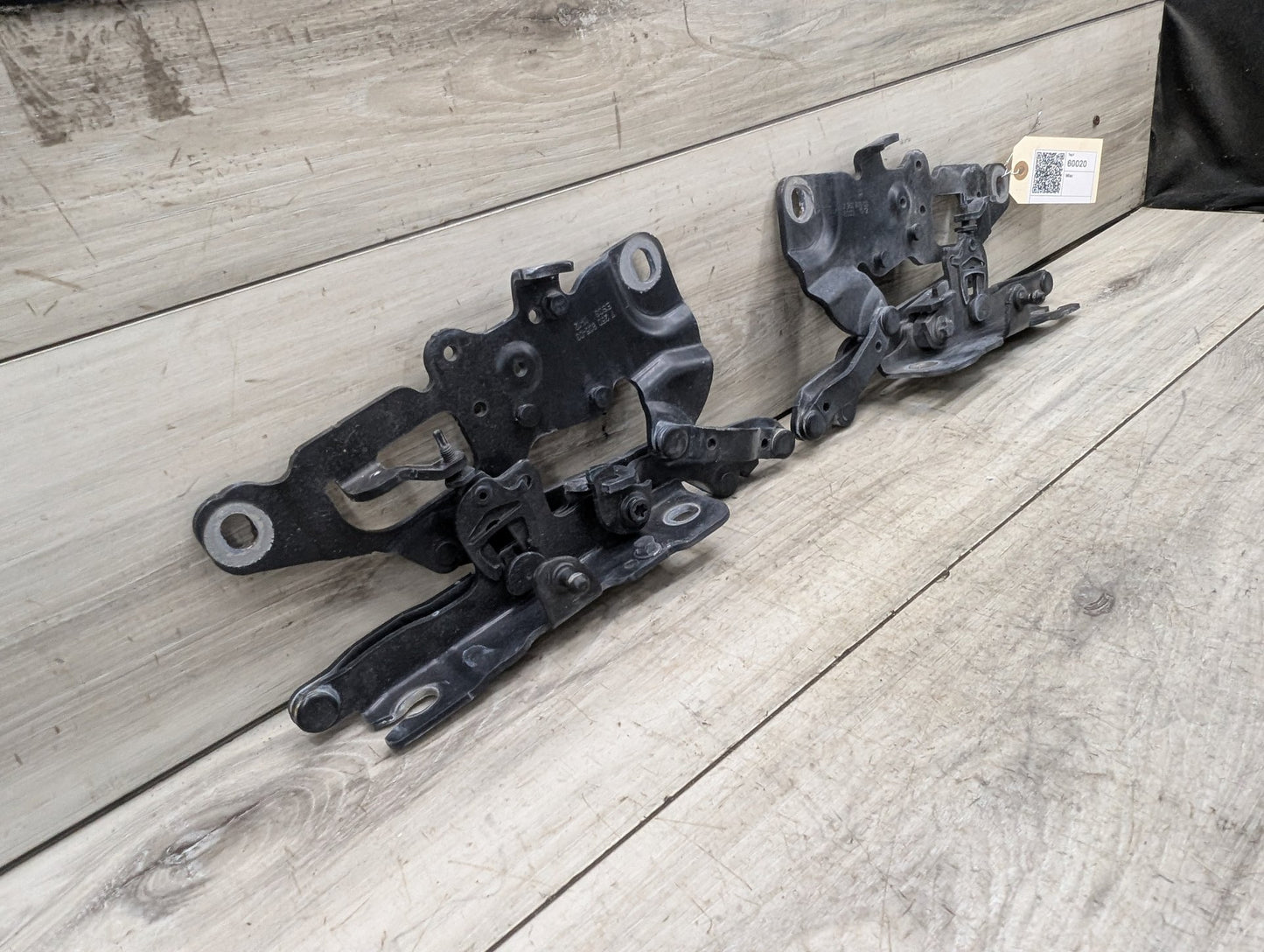 2009-2015 BMW 750Li F02 Hood Bonnet Hinges SET 7250805