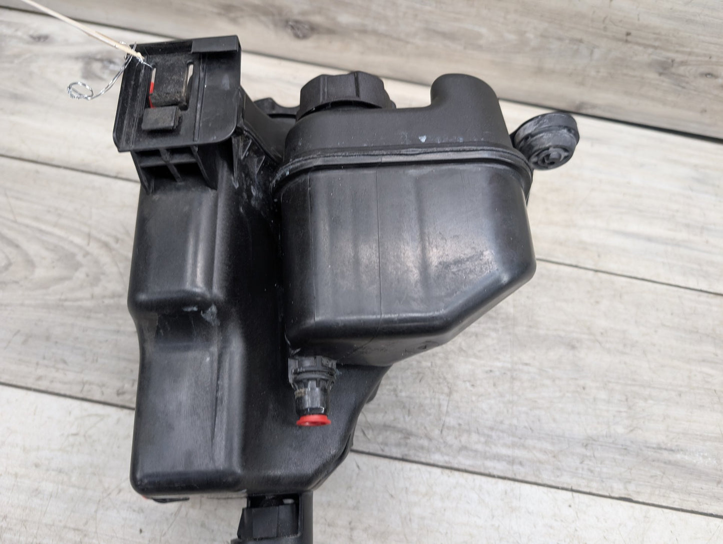 2014 - 2019 BMW 340 F34 Coolant Expansion Tank Reservoir 8617045 B58B30M0