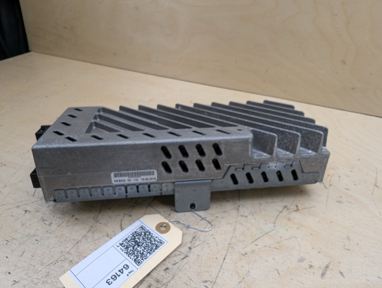 2016-2022 BMW 750i G12 Stereo Audio Amp Amplifier 9393187