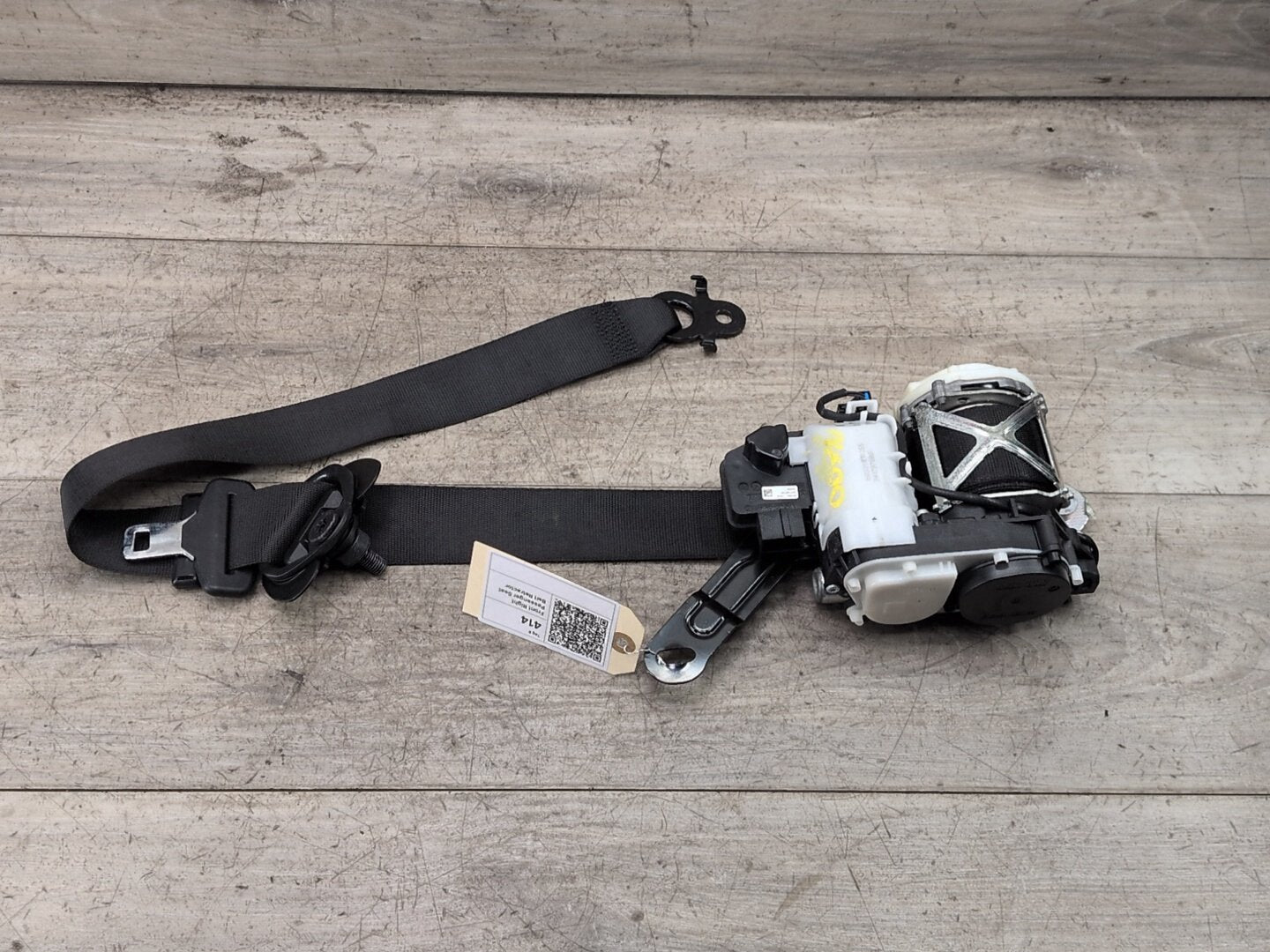 OEM BMW G11 G12 740 750 M760 Front Right Passenger Seat Belt Retractor Black