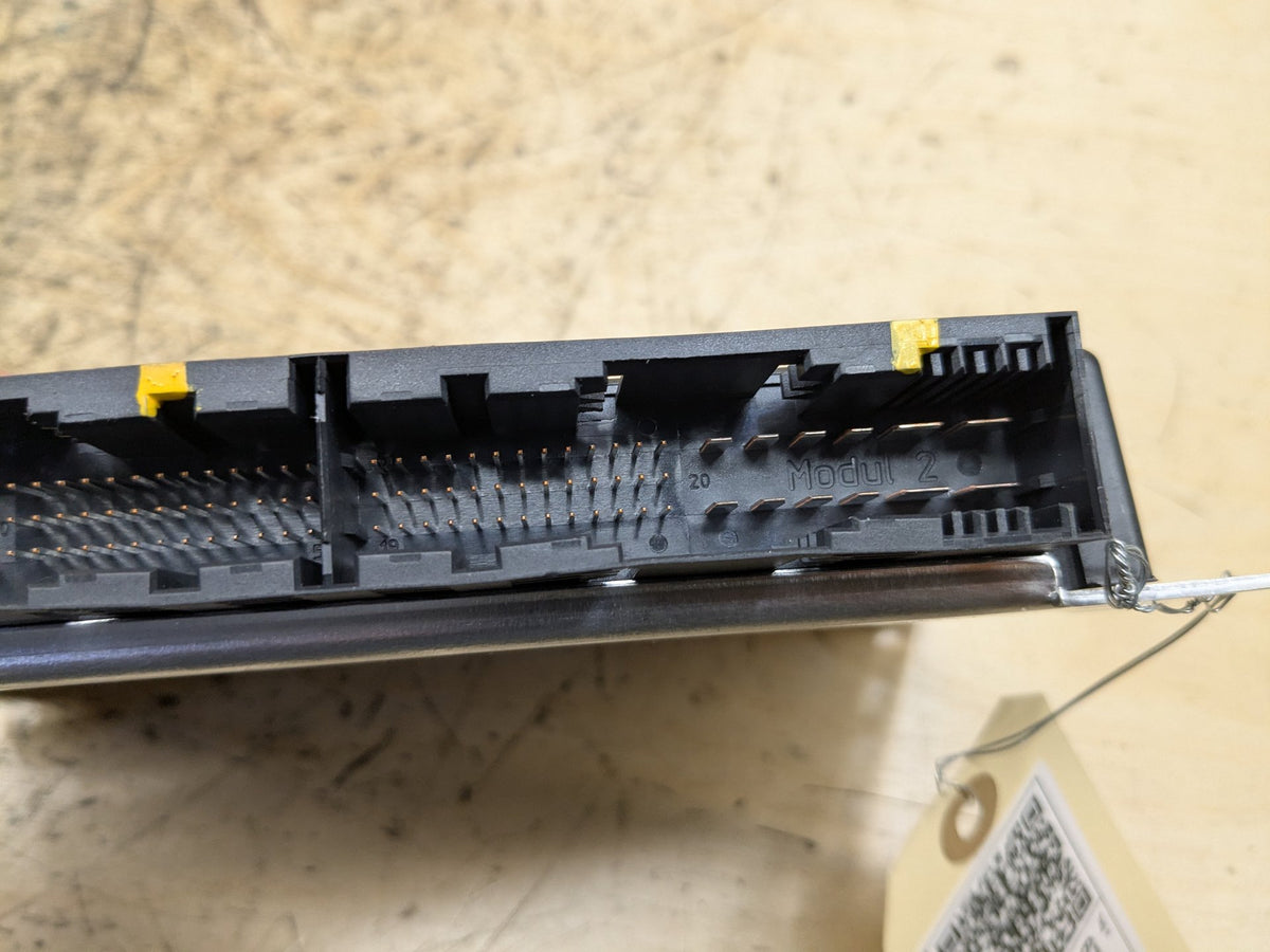 16-19 OEM BMW G11 G12 740 750 Active Air Suspension VDP Control Module Unit